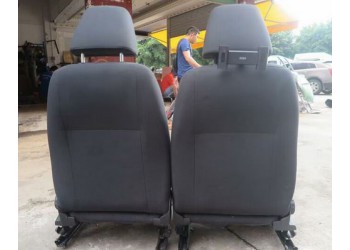大眾高爾夫7座椅 剎車總泵 發(fā)電機 三元催化 水箱