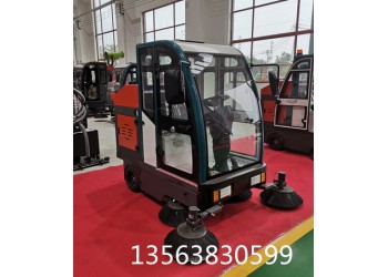 水泥廠使用騰陽電動掃地車的優(yōu)點(diǎn)
