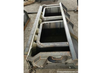 植草生態砌塊鋼模具經久耐用，箱式砌磚護坡模具廠家供貨