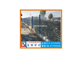 濟寧企業外墻護欄網 濟寧企業外墻圍欄網 鍍鋅噴塑桃型柱