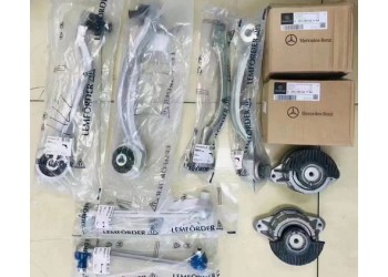 奔馳W204下擺臂 機腳膠 平衡吊桿 剎車盤 發電機