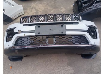 JEEP 大切諾基 指南者 指揮官大捷龍 前保險(xiǎn)杠