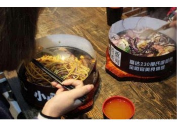 鐵板拌飯加盟 總部幫扶更加輕松