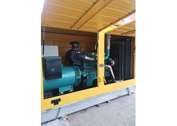 二手四百千瓦柴油發(fā)電機組原機成色好處理
