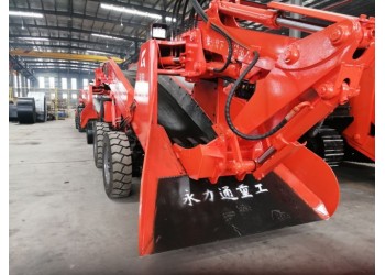 輪式扒渣機 礦用扒渣機 隧道扒渣機