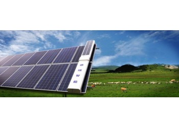 太陽能發(fā)電光伏技術(shù)-德瑞光伏板清潔機(jī)器