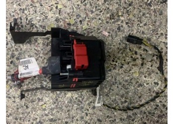 捷豹XF啟停電腦 發(fā)電機(jī) 機(jī)油泵 下擺臂 水箱 方向盤