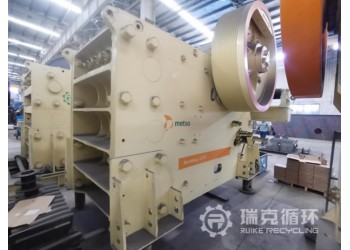 出售二手美卓C125顎式破碎機(jī)一臺