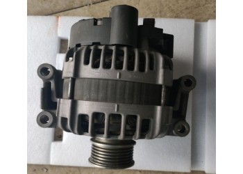 奧迪16款A4 S4 A5 S5 2.0發(fā)電機 機油泵