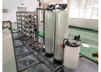 新偉環保設備純水處理設備