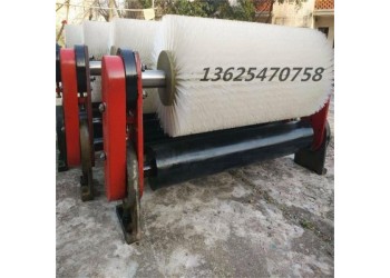 無(wú)動(dòng)力滾刷清掃器 電動(dòng)滾刷清掃器 不傷皮帶延長(zhǎng)壽命