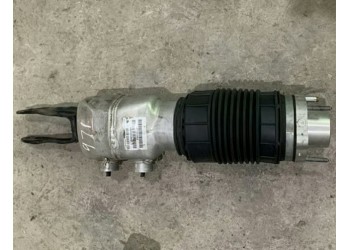 保時捷971前減震器 葉子板 三元催化 發(fā)電機(jī)