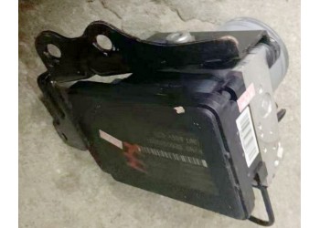 現(xiàn)代ABS泵 雨刮導(dǎo)流板 剎車盤 減震器 方向機(jī)