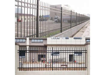 別墅庭院鐵藝護(hù)欄 商品房小區(qū)防爬隔離柵欄定制廠家
