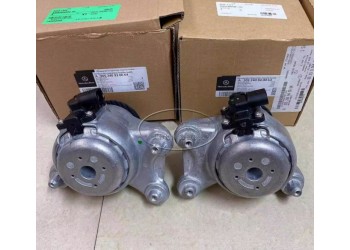 奔馳205 C63機腳膠 下擺臂 半軸 剎車盤