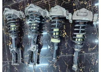 奧迪Q7 途銳 卡宴 減震器 剎車盤 半軸 方向機
