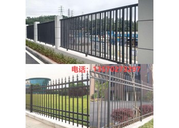 定制鐵藝圍墻柵欄 工業(yè)園廠區(qū)防爬護欄焊接式三橫桿圍欄廠家